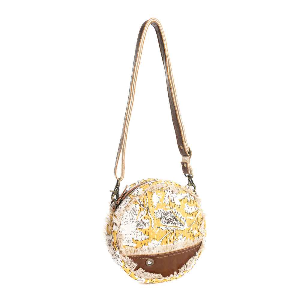 Golden Prairie Leaf Round Bag