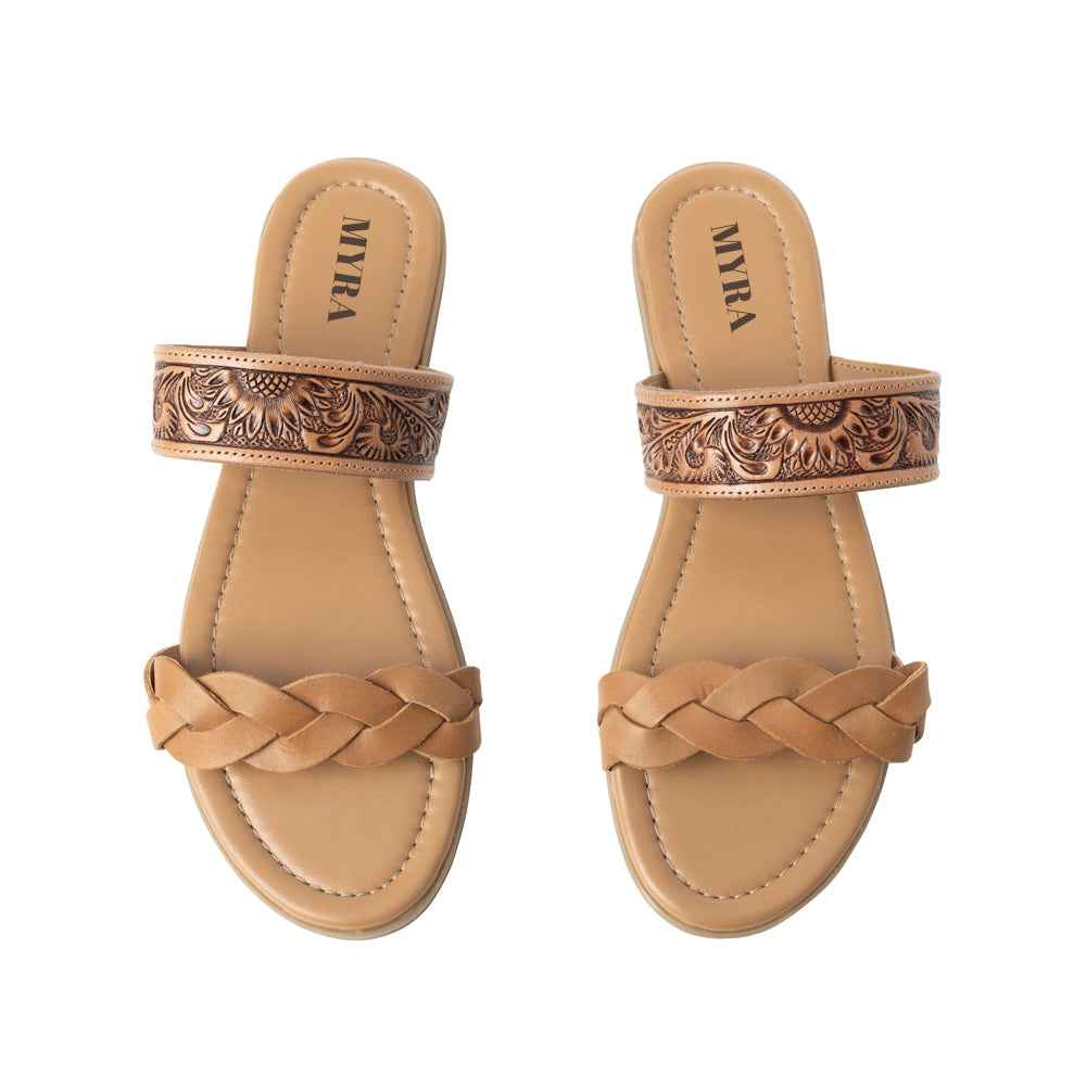 Diamond Ridge Sandals In Brown