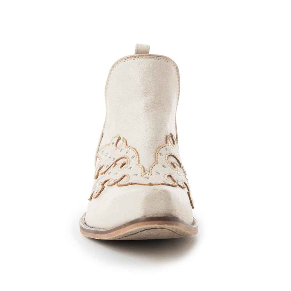 Twin Forks Booties In Crackle White