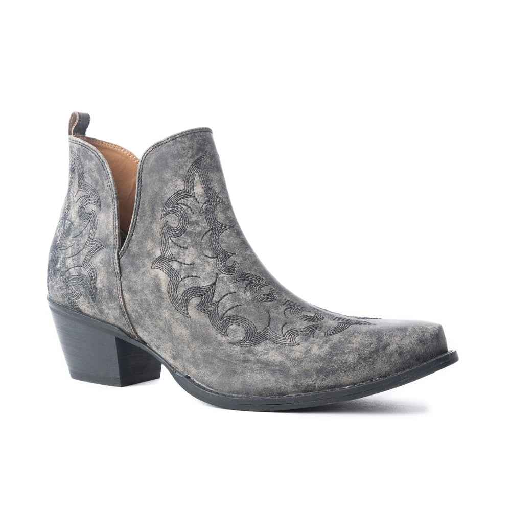 Moonlight on the Mesa Booties In Crackle Black