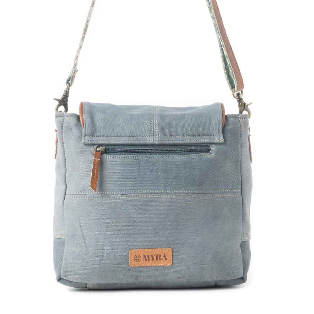 St. Tropez Explorer Shoulder Bag in Blue