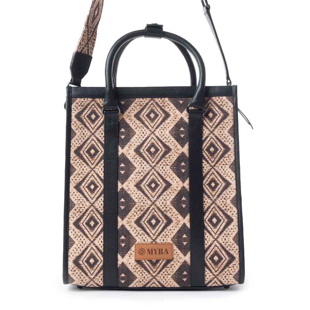 Tribal Legacy Tote Bag In Cream