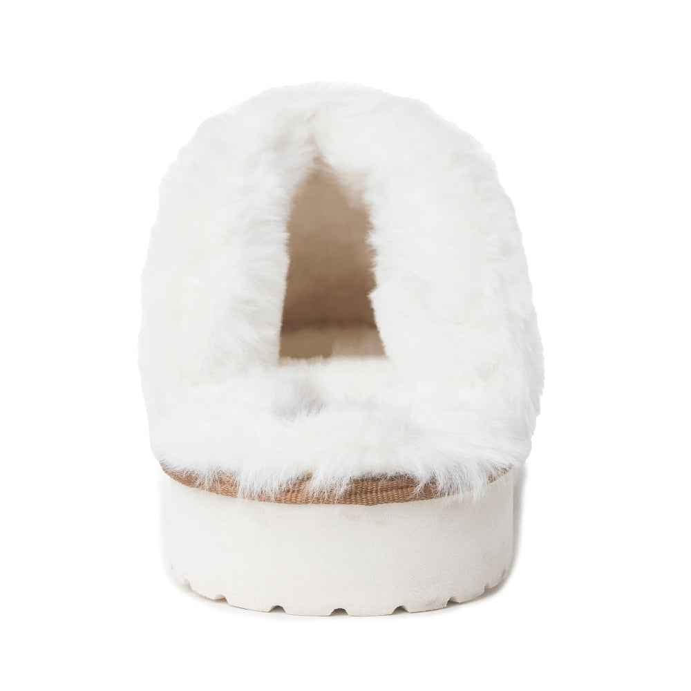 Snowdrift Embossed Leather Slippers in Wintry Beige