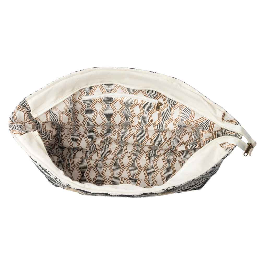 Myra Nocturne Mesa Weekender Bag in Midnight Ivory
