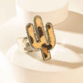 Victoria Ring in Cactus Brown