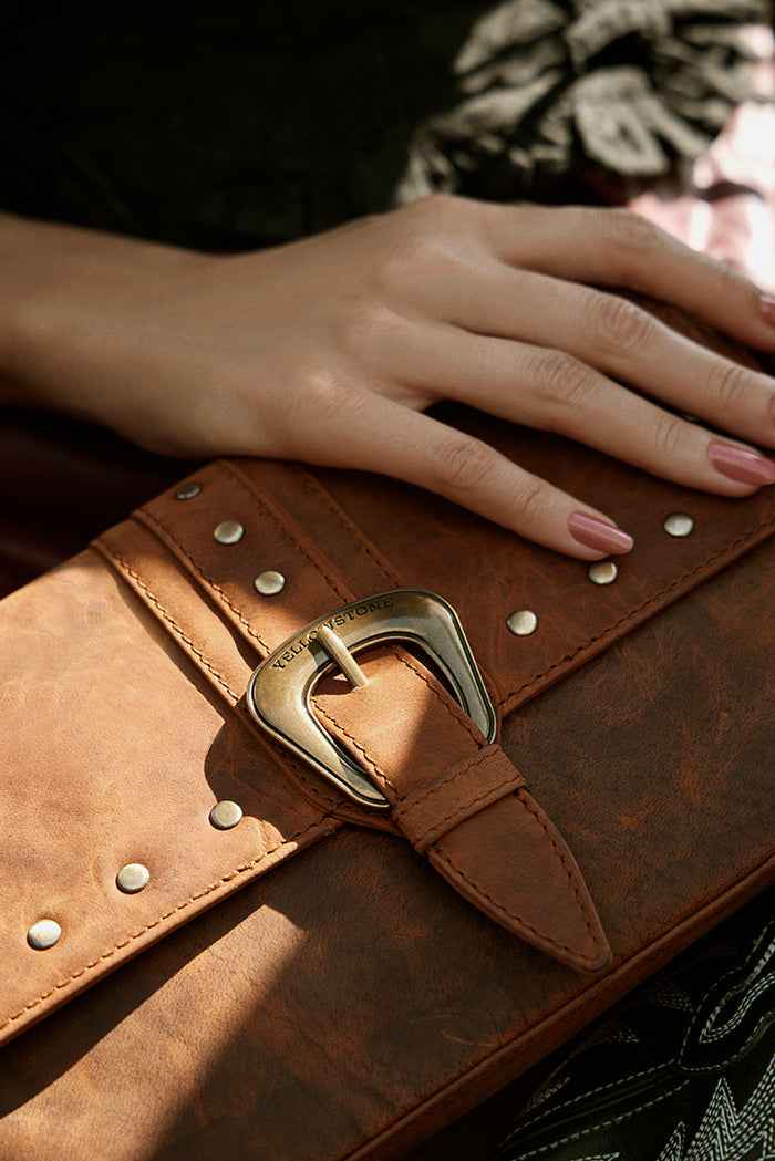 Yellowstone Amber Paradise Handbag with Rivets