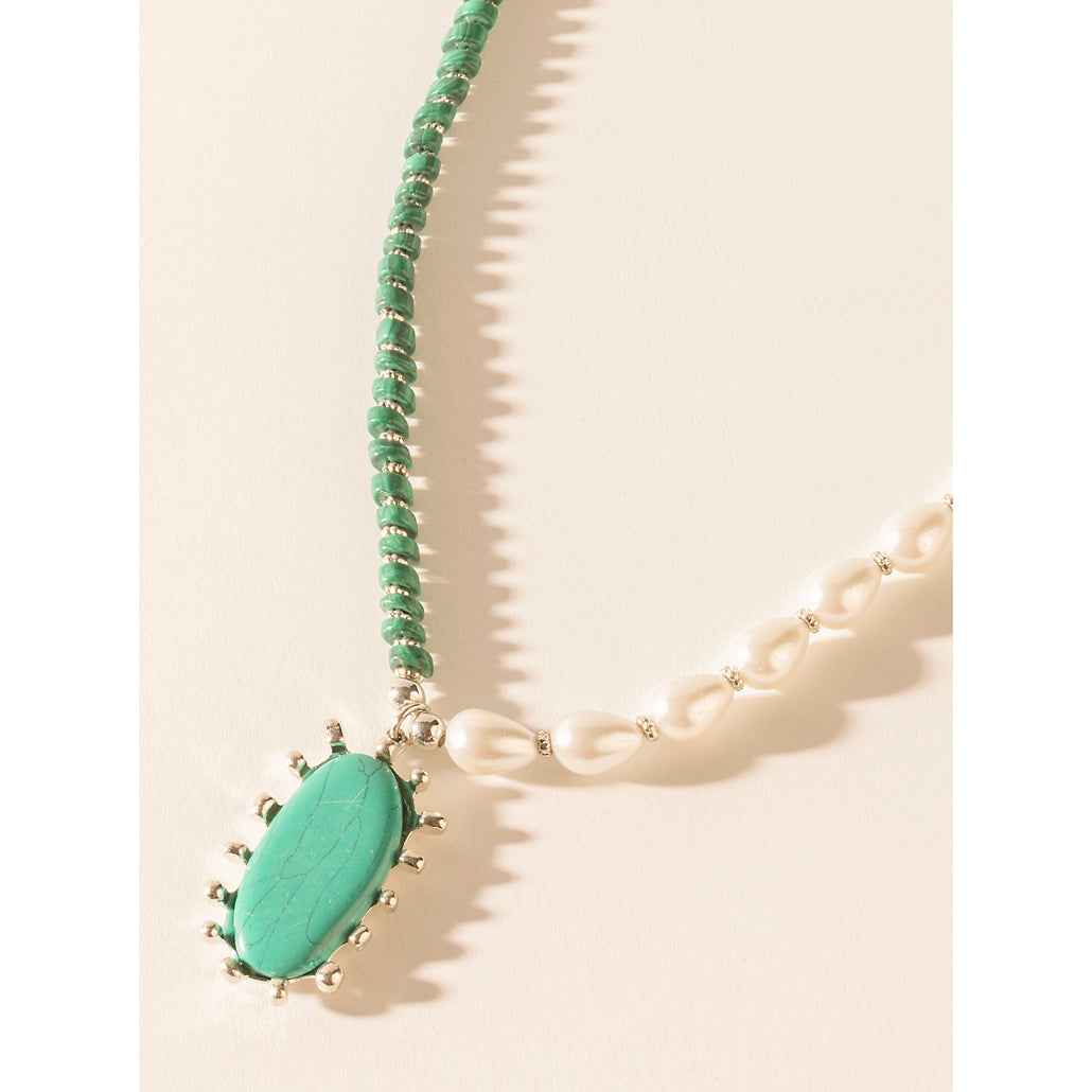 Myra Desert Equinox Necklace in Ivory Gleam