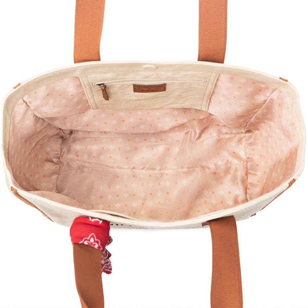 Yellowstone Ivory Creek Weekender Bag with Scarf
