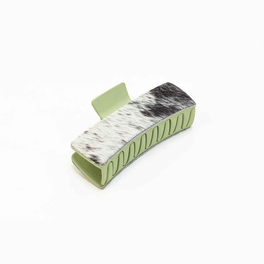 Myra Sage Yard Hairon Hair Clip in Ebony Moss
