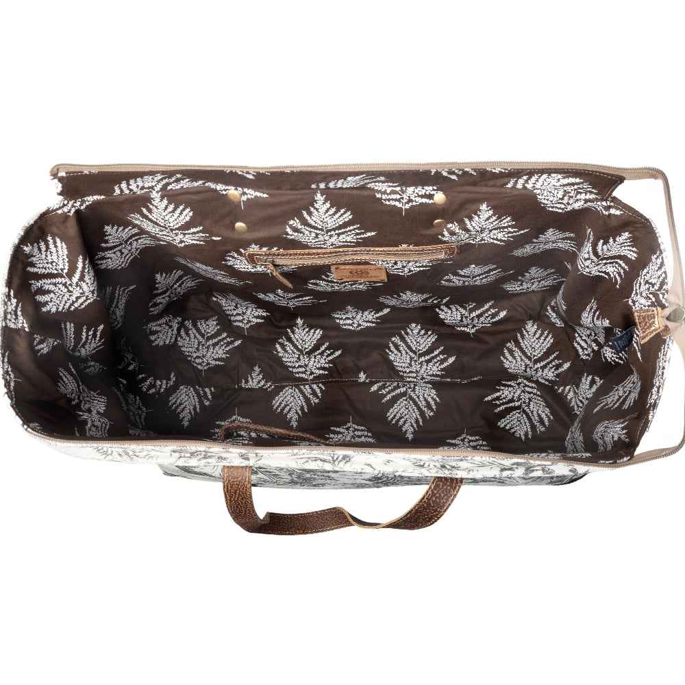 Myra Wildfern Hide Western Weekender Bag for Women in ivory with hairon detail