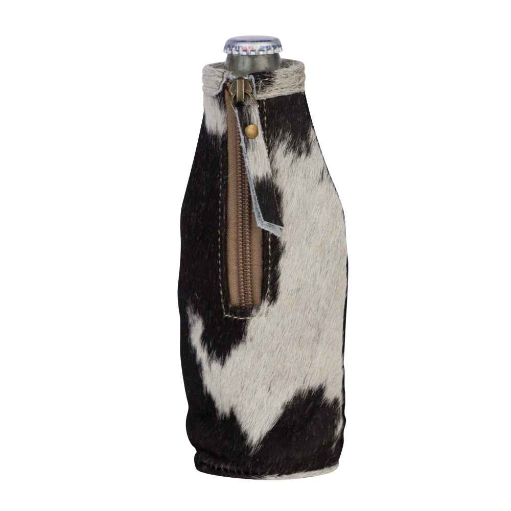 Ebony and Ivory Beer Pint Holder