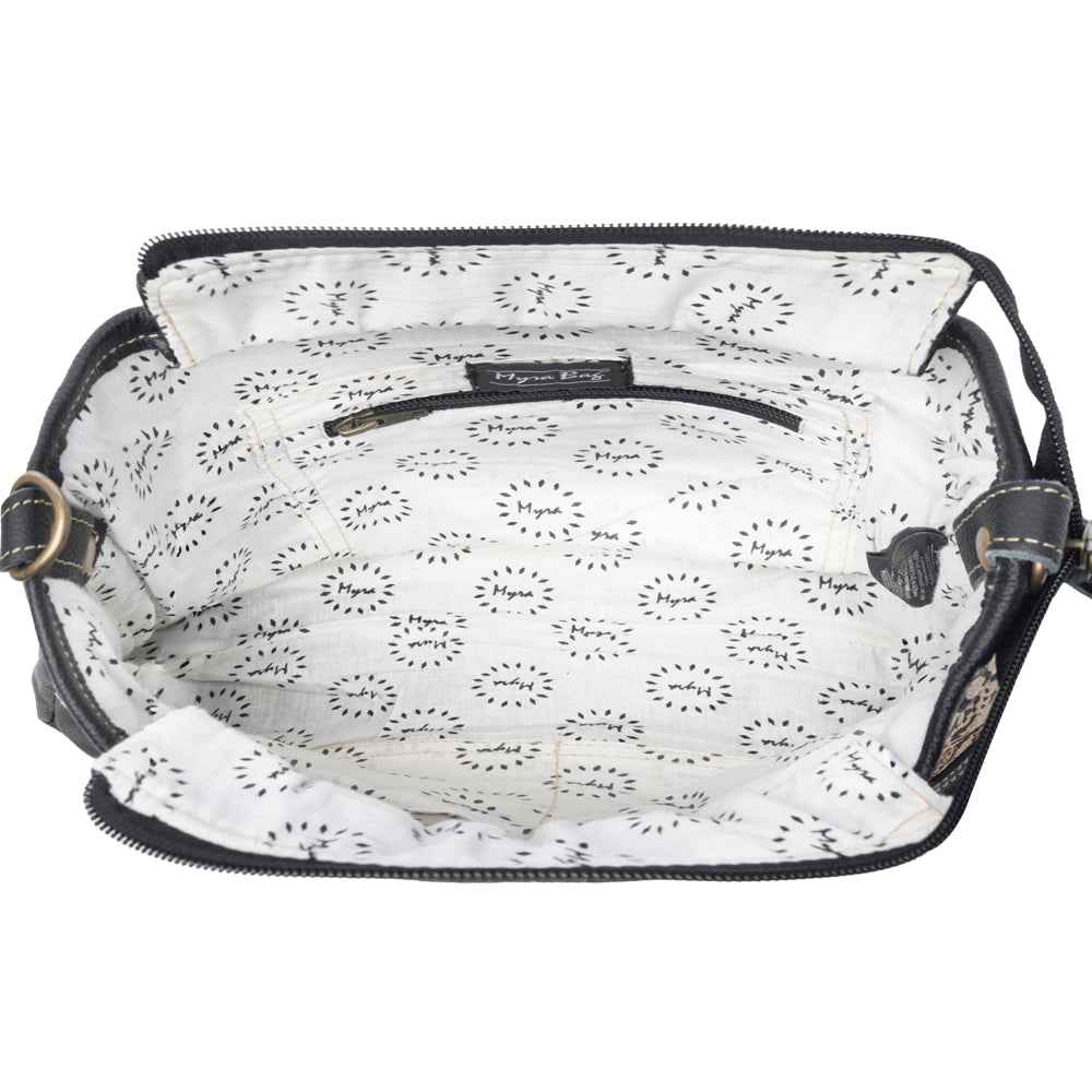 ANTIQUATED  LEATHER AND HAIRON BAG