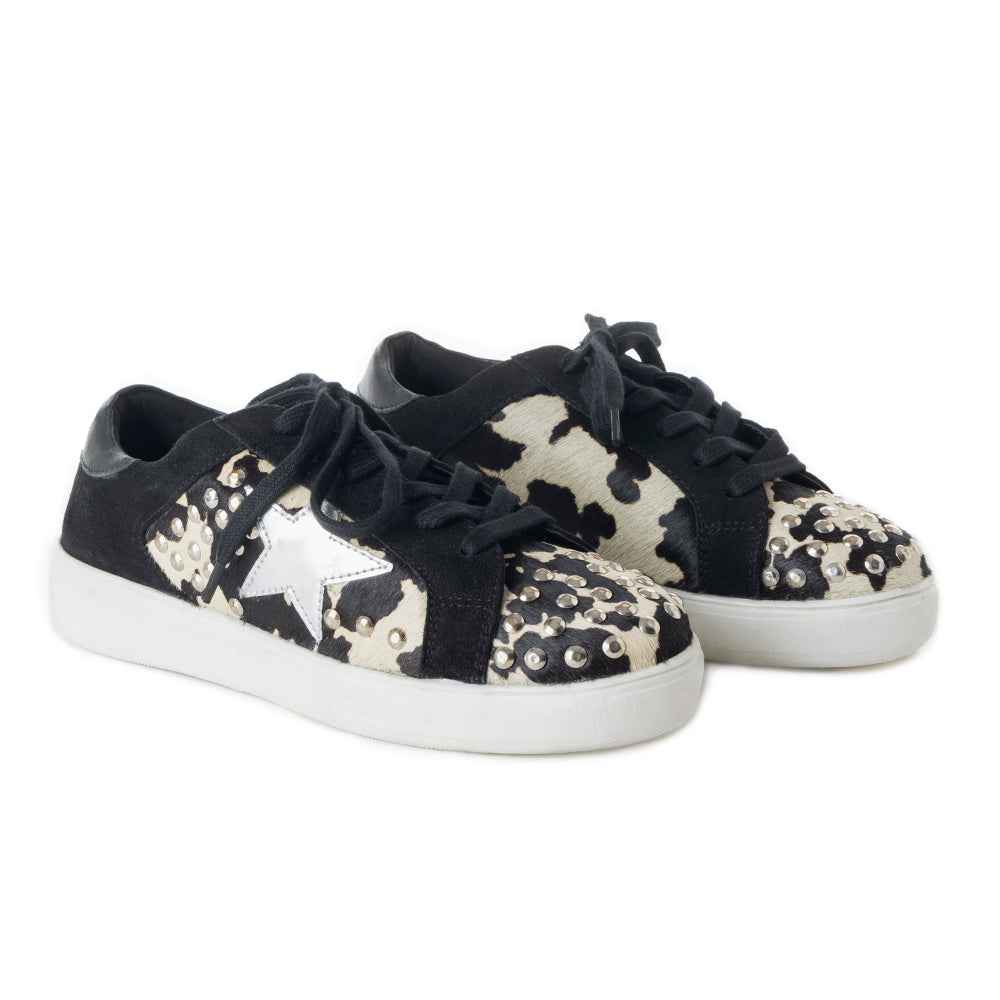 Giggle Sneakers