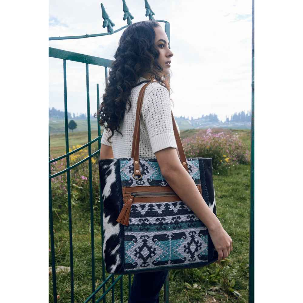ISABELA TOTE BAG