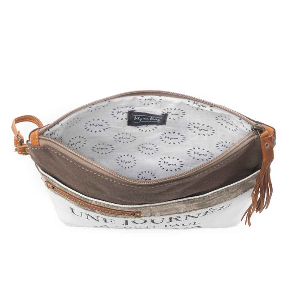 Journee Pouch