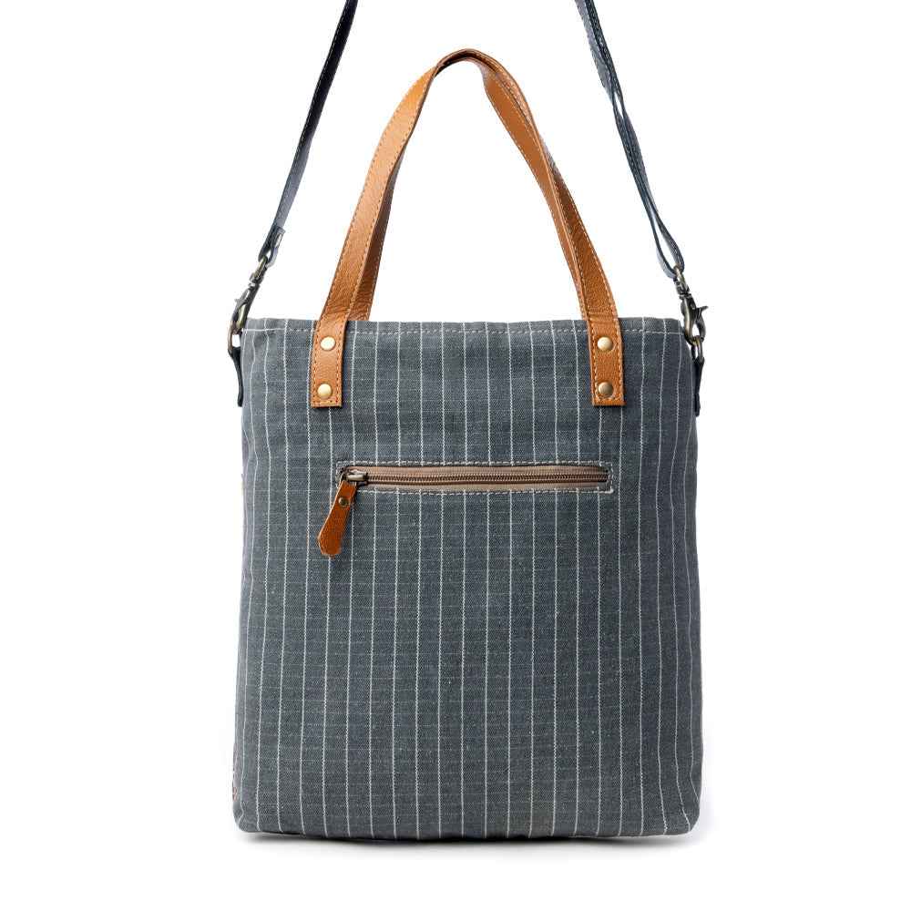 Peonieâ€™s Pleasure Tote Bag