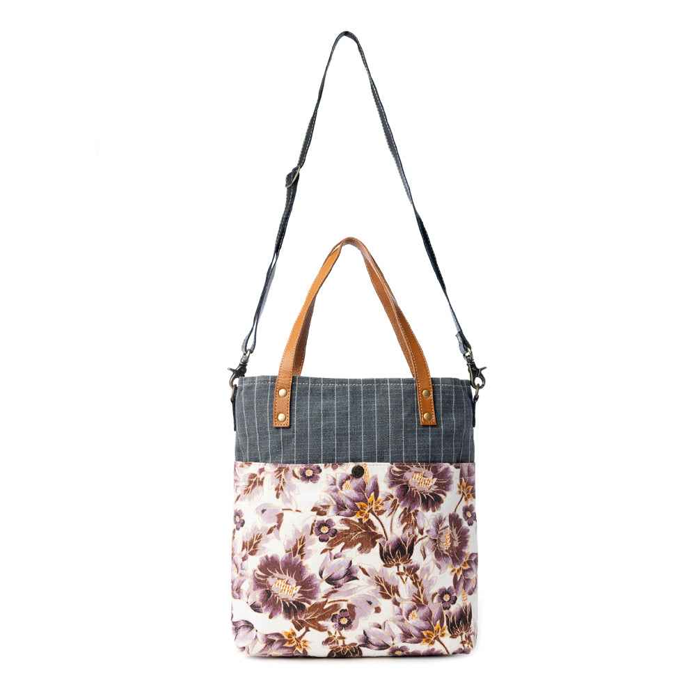 Peonieâ€™s Pleasure Tote Bag