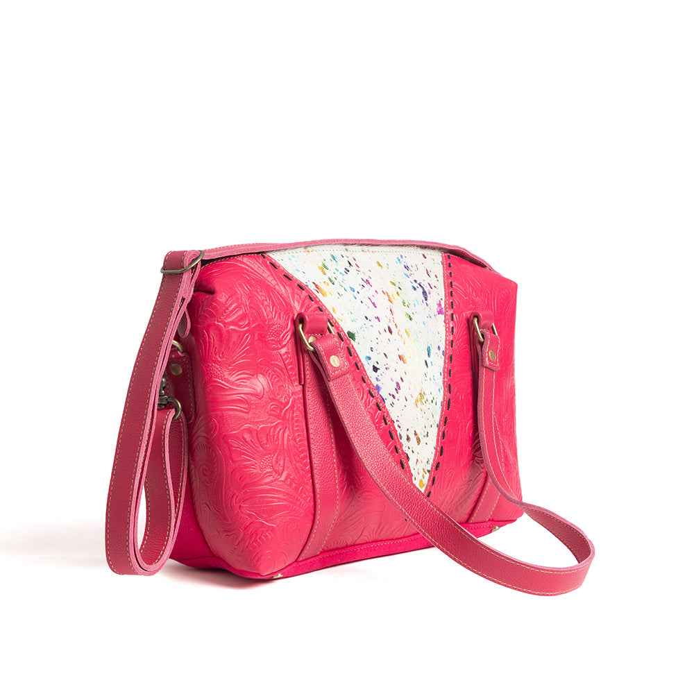 Tierra Vasta Duffle Bag  in Magenta