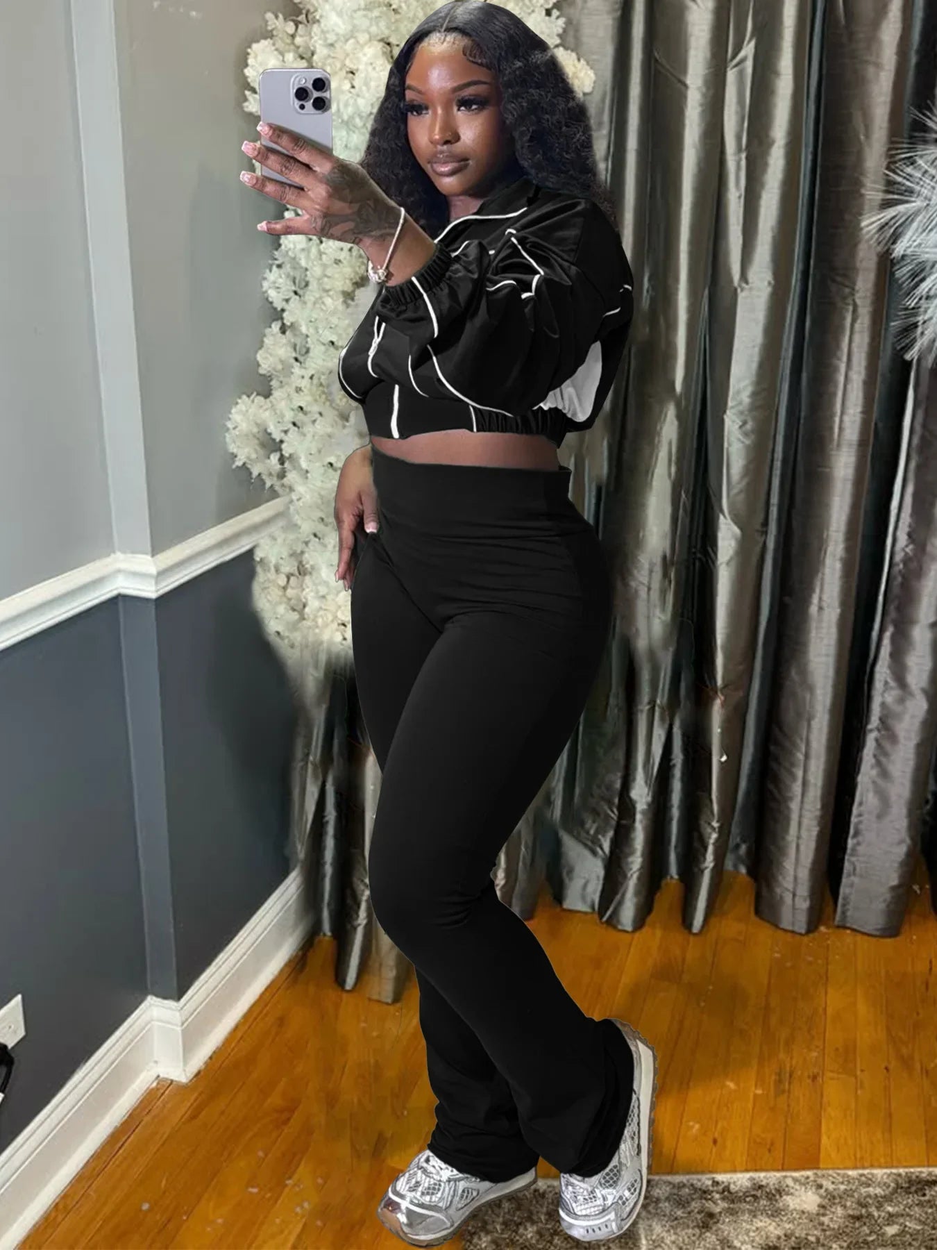 Casual Stripe 2-Piece Crop Top + Flare Pants Tracksuit