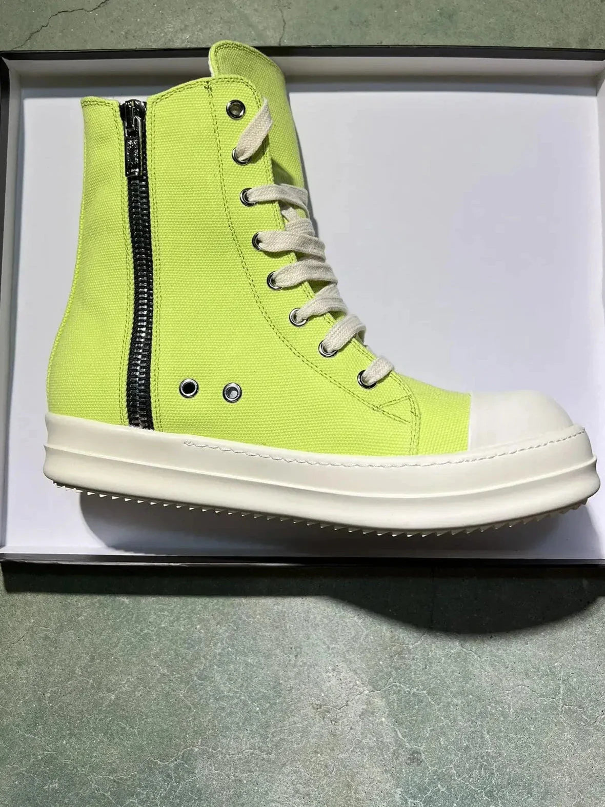 Yachty Lace-Up Flat Canvas Sneakers