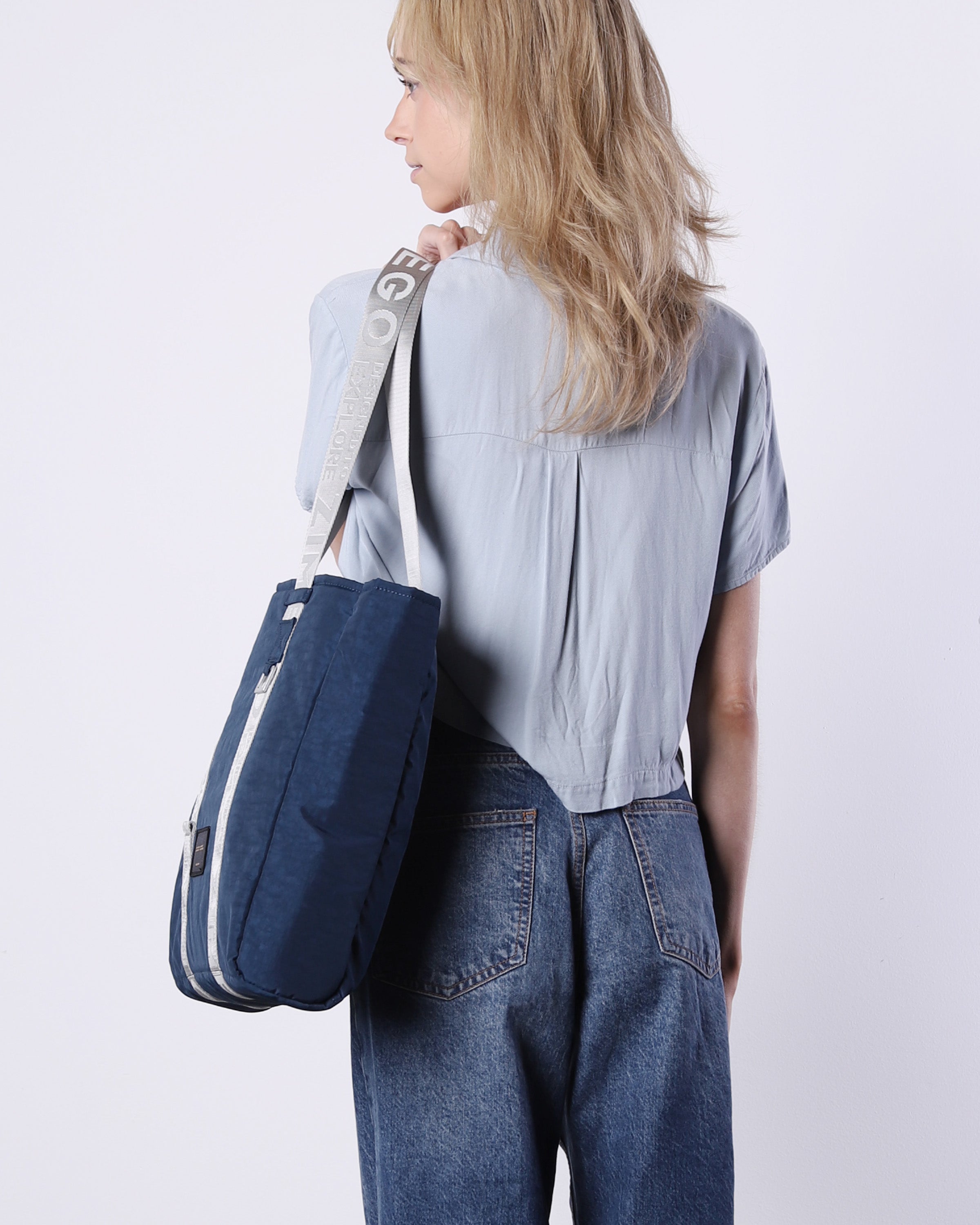 NEO LAPTOP TOTE - Goddess Imports Marketplace