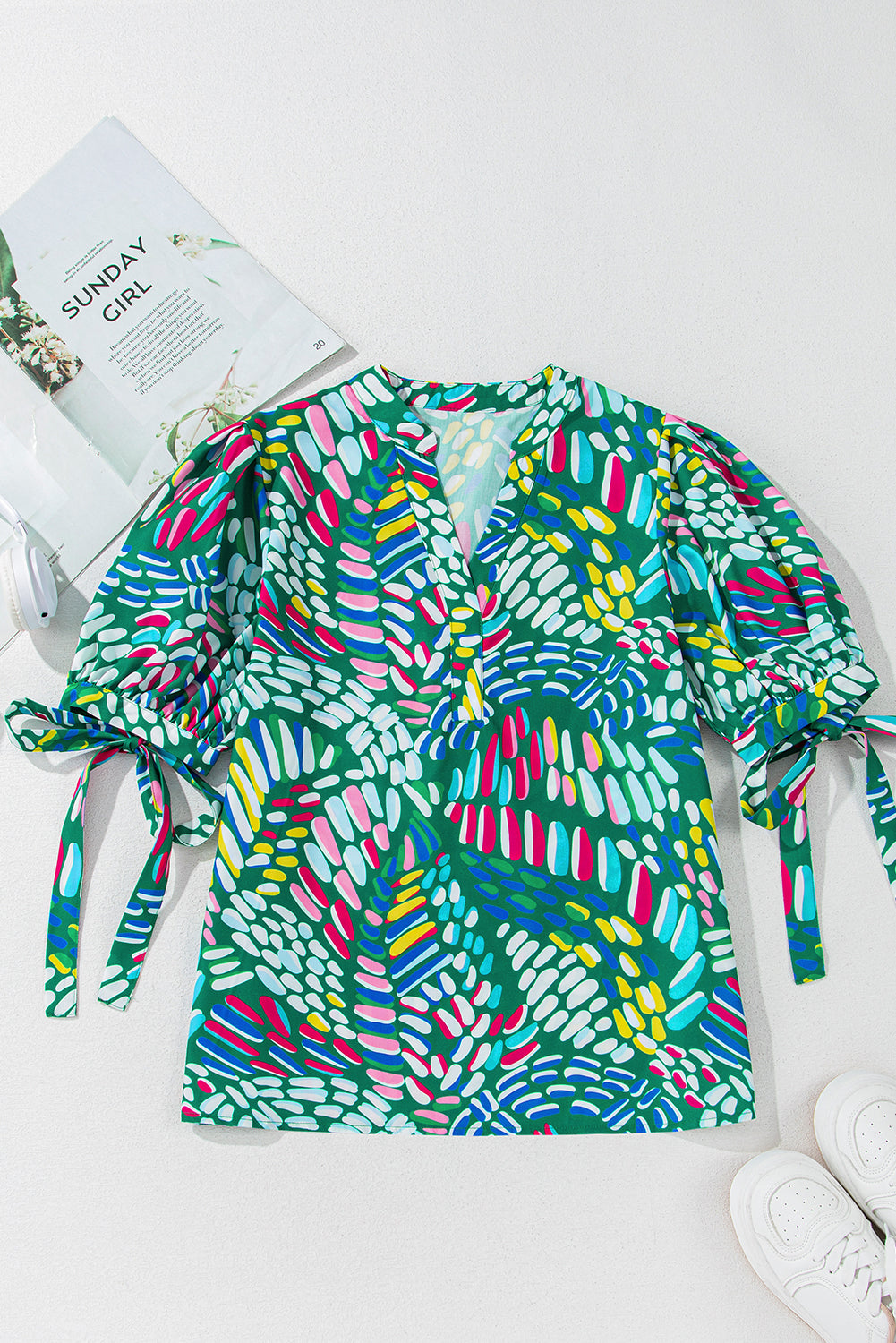 Green Geometric Print Puff Sleeve Notched Neck Blouse