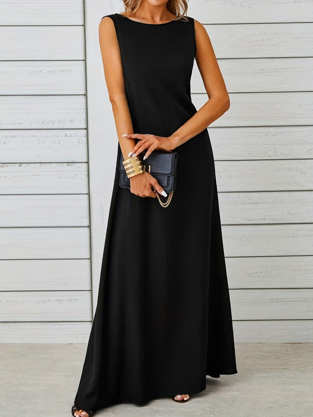 Sleeveless Flowy Maxi Dress by Shopiebay