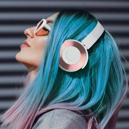 Amplify Metallic Wireless Stereo Headphones by DailySale