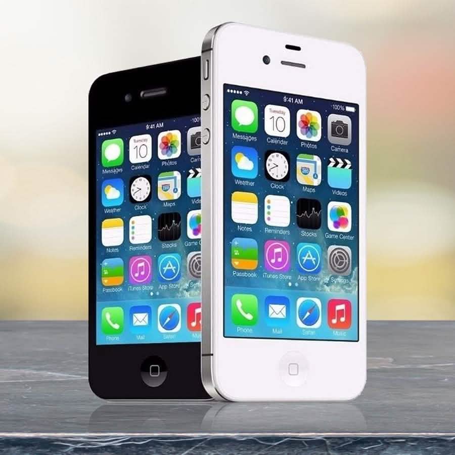 Apple iPhone 4 Verizon - Assorted Colors and Sizes (Refurbished) by DailySale