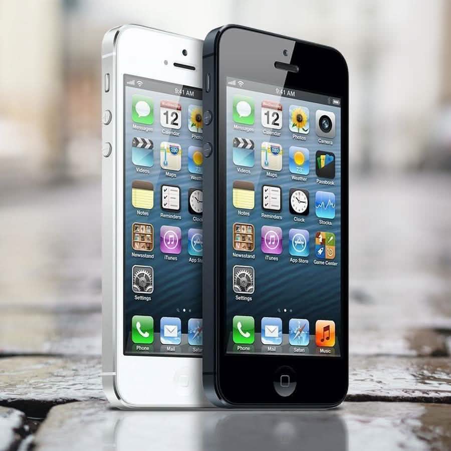 Apple iPhone 5 GSM Unlocked - Assorted Sizes and Colors (Refurbished) by DailySale