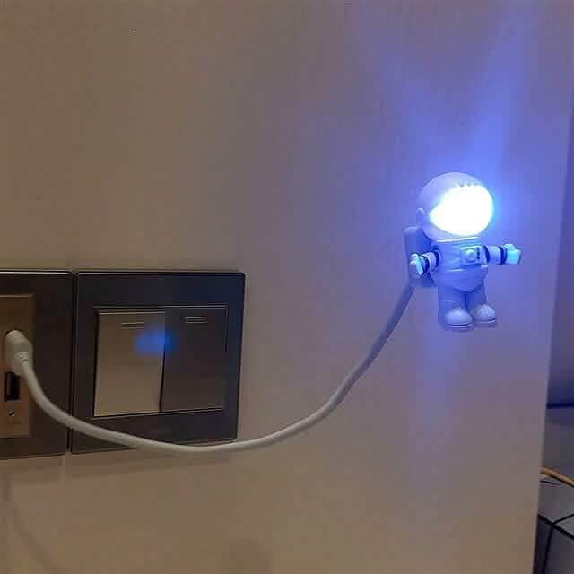 Astronaut Reading LED Night Light by DailySale