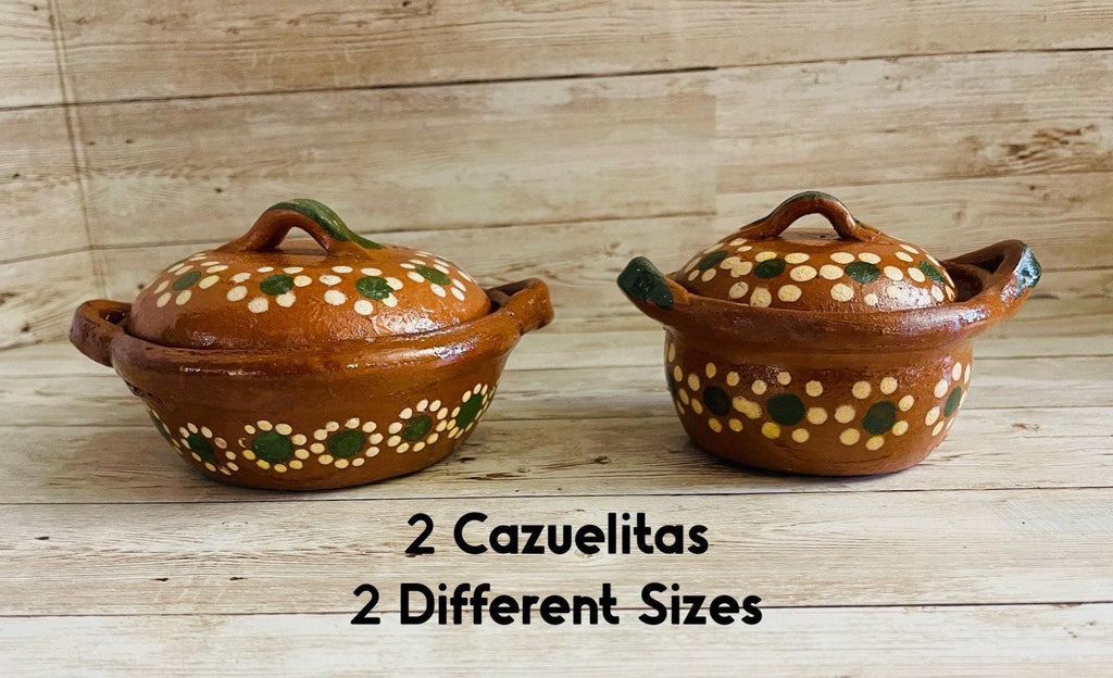 2 Mini Cazuelitas de Barro 2 Mini Clay Pots by Chica Mexico