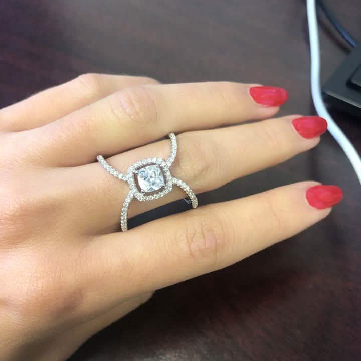 Cushion Halo X Ring by DailySale
