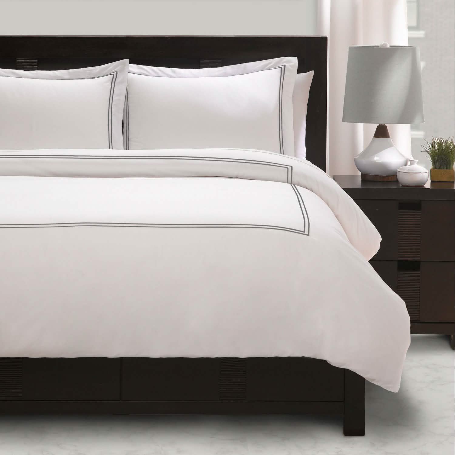 Exquisite Hotel Satin Stitched 100% Cotton Percale Duvet Set by DailySale