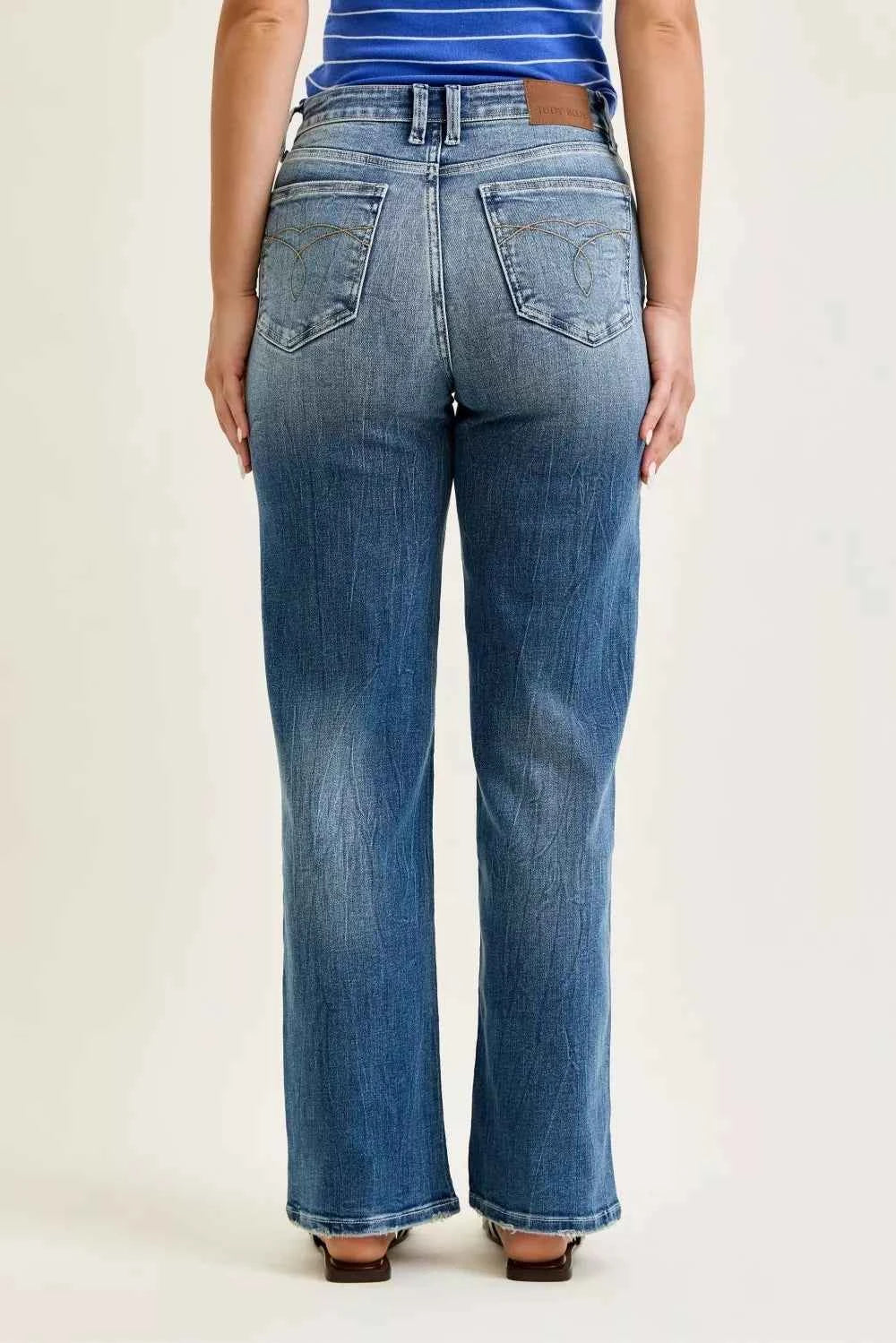 Judy Blue Mid Rise 90s Straight Jeans
