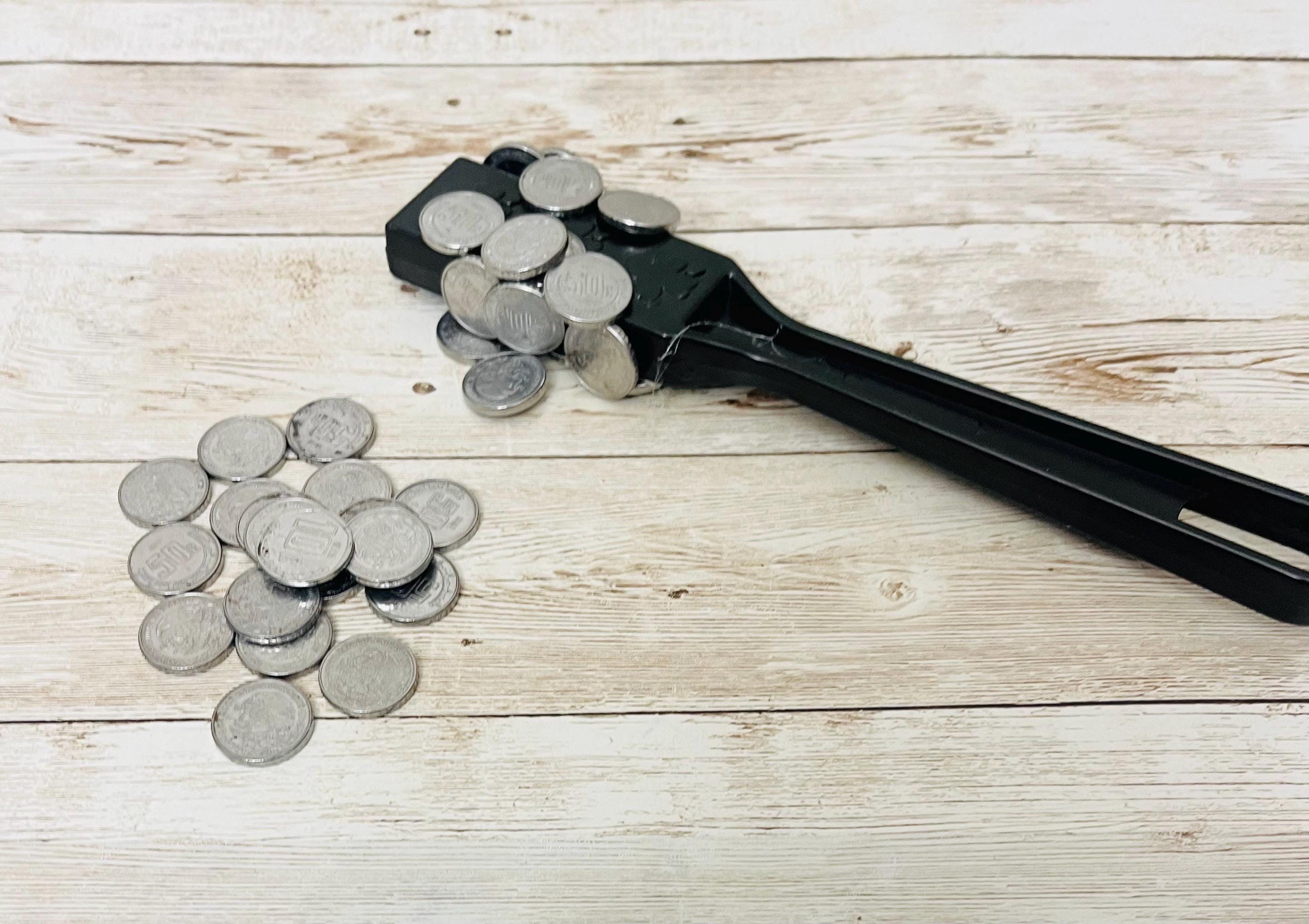 50 Monedas Mexicanas de Fichas Falsas de 50 Centavos para Jugar 50 Cent Magnetic Play Coins or Chips for Filling Bingo Cards by Chica Mexico