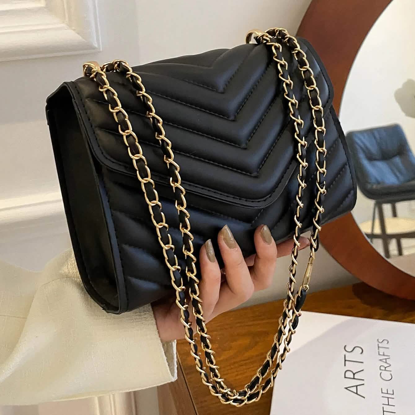 Quilted Pattern Flap Chain Square Bag by DailySale