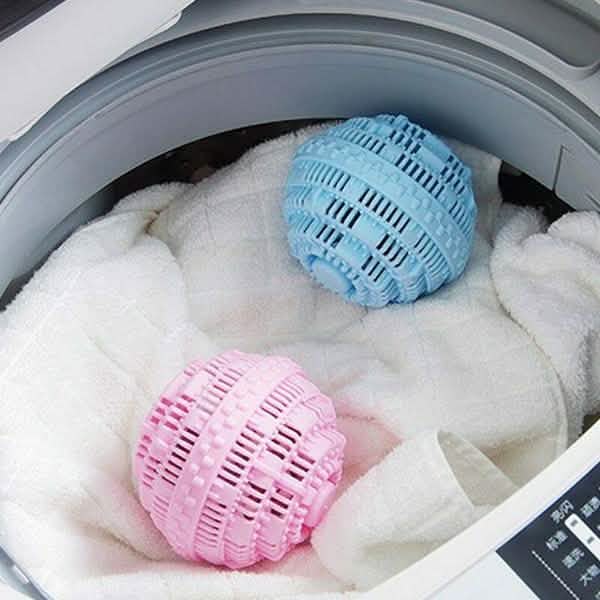 Reusable Laundry Cleaning Ball by DailySale