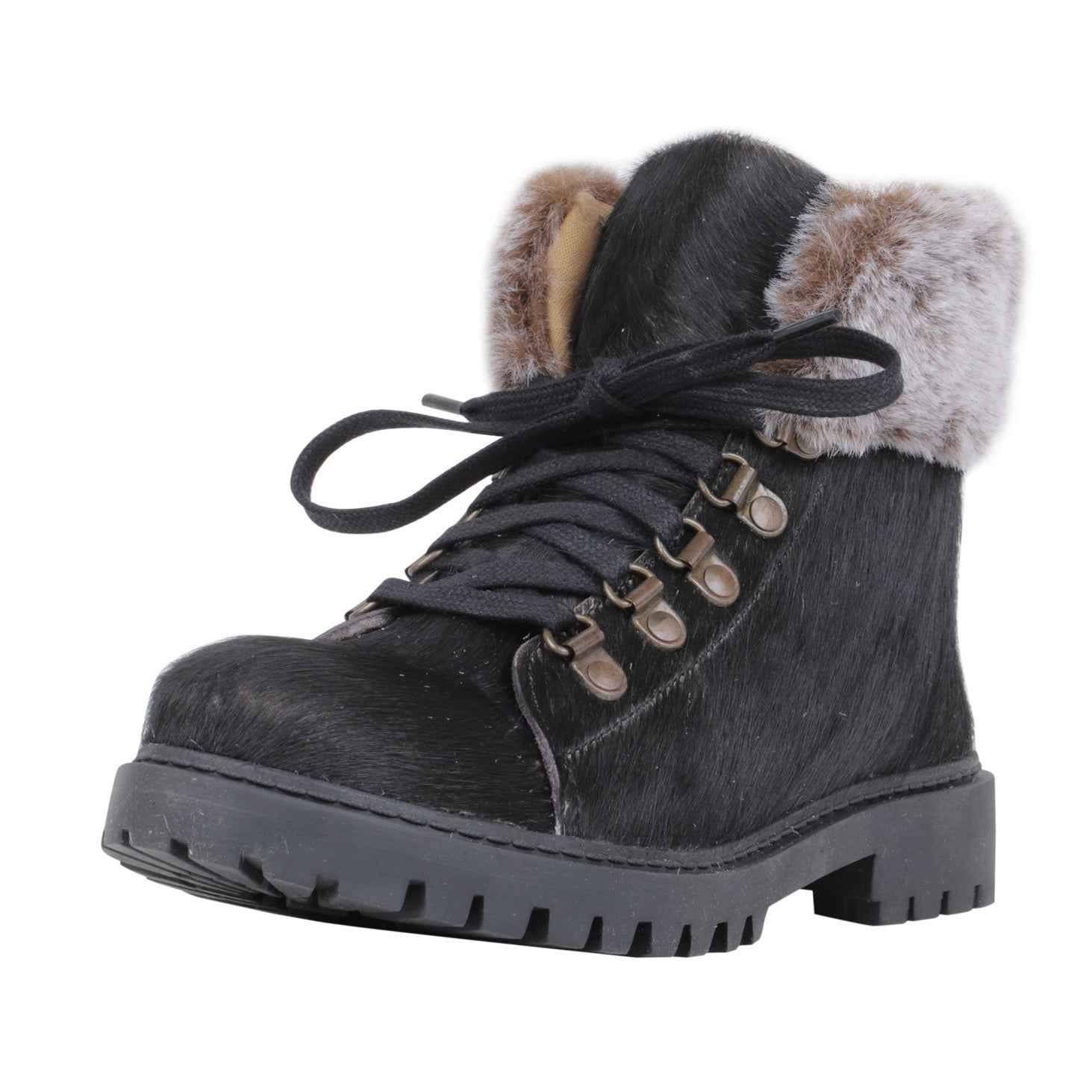 Turbulent Boots