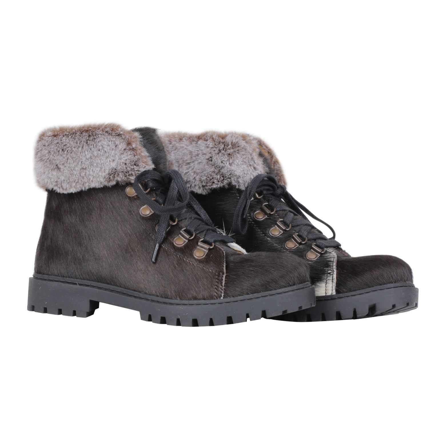 Turbulent Boots