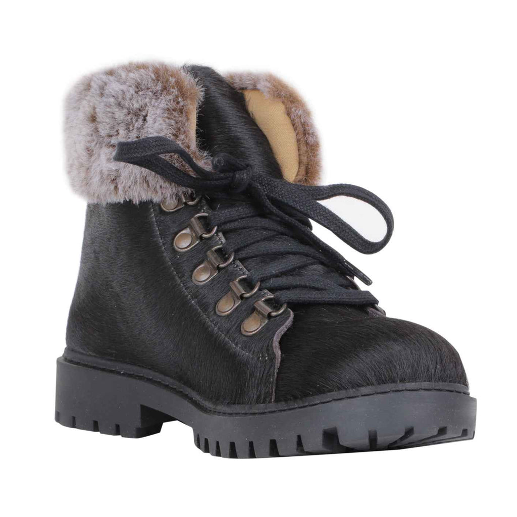 Turbulent Boots