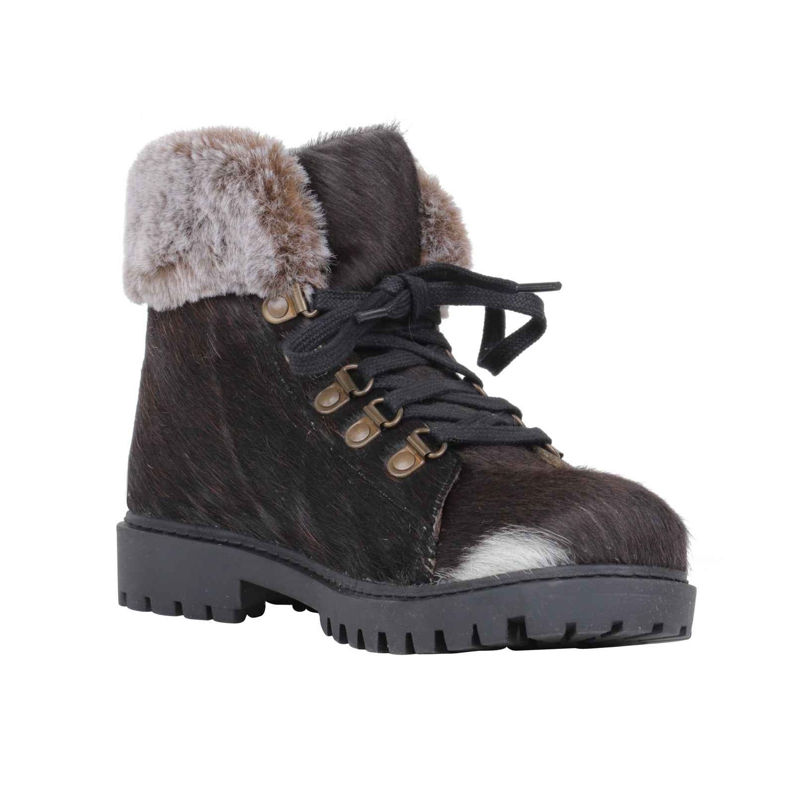 Turbulent Boots