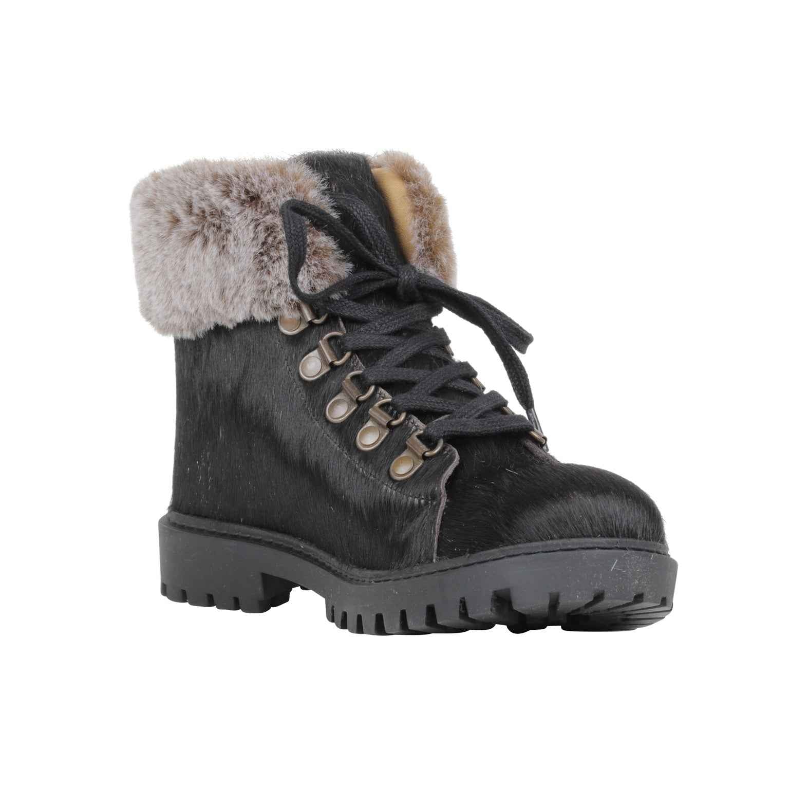 Turbulent Boots