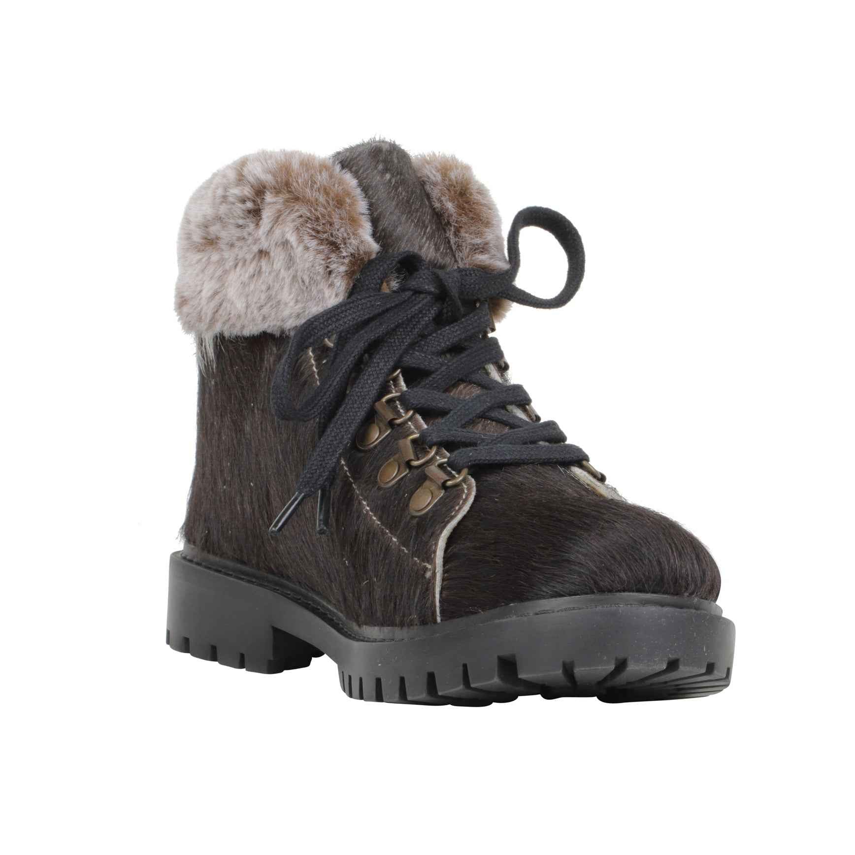 Turbulent Boots