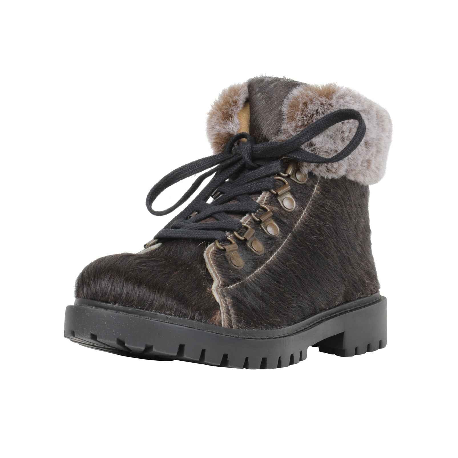 Turbulent Boots