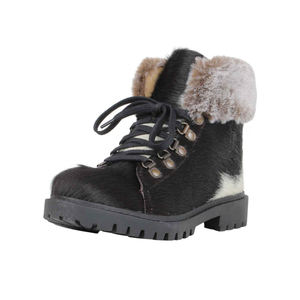 Turbulent Boots