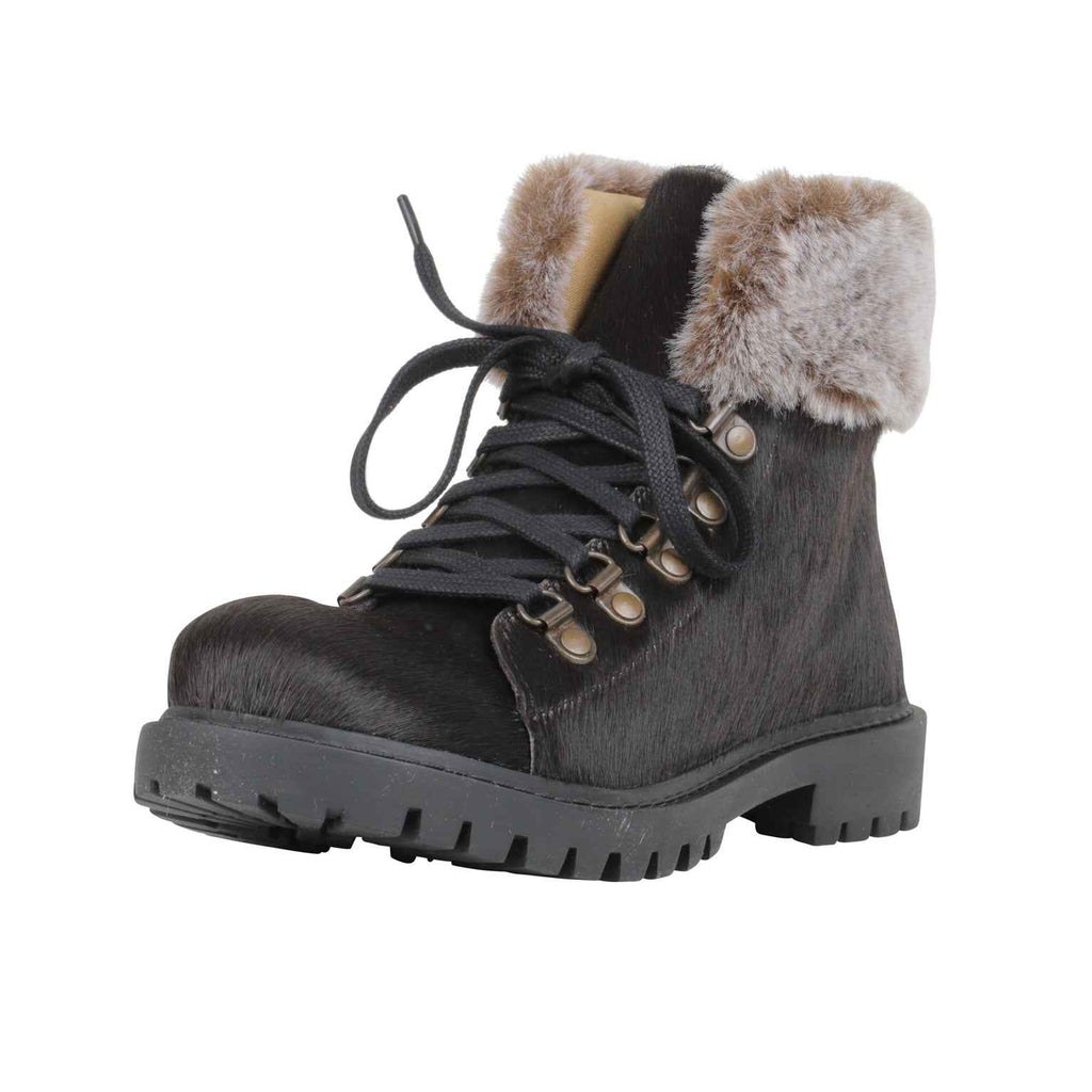 Turbulent Boots