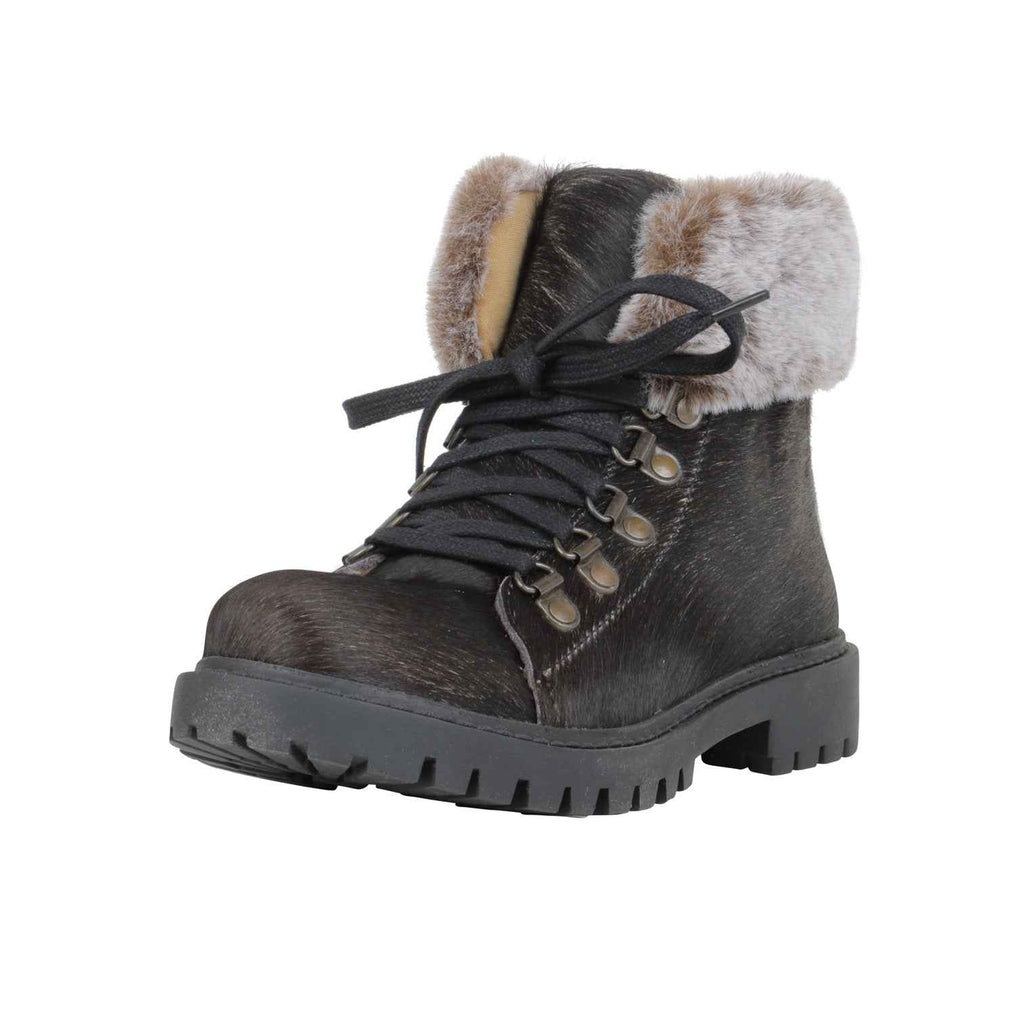 Turbulent Boots