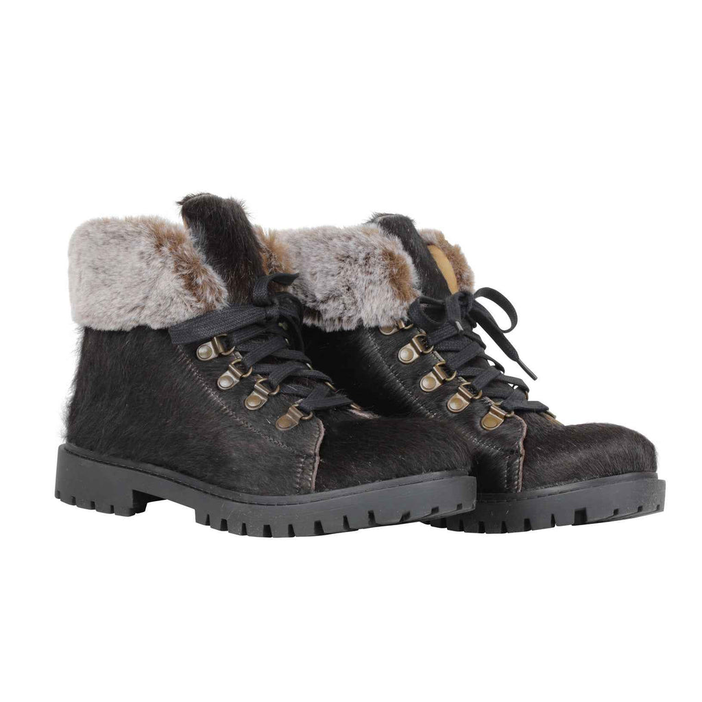 Turbulent Boots