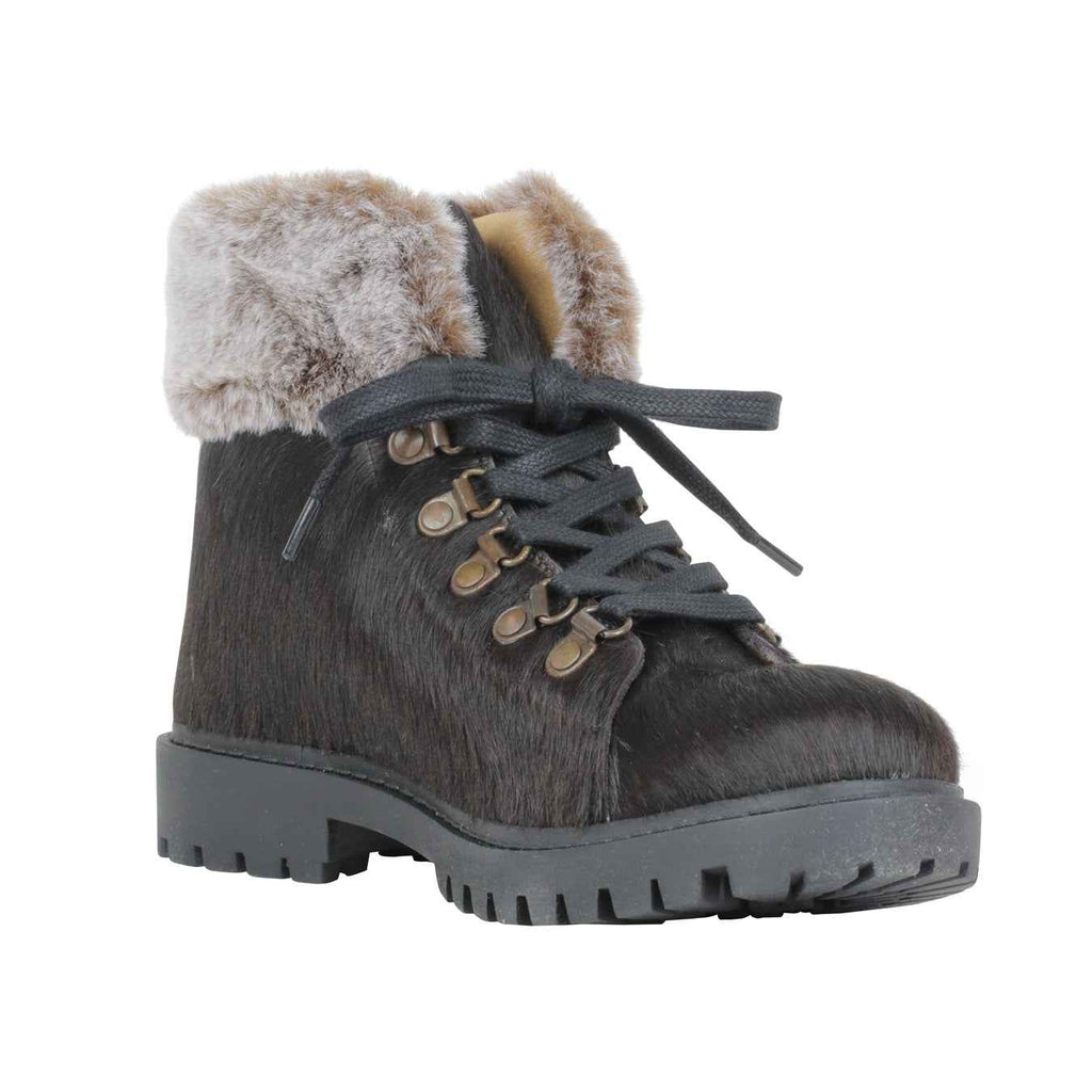 Turbulent Boots